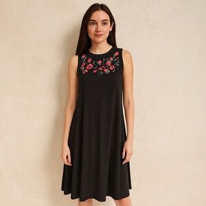 LOFT Floral Embroidered Swing Dress Size Medium